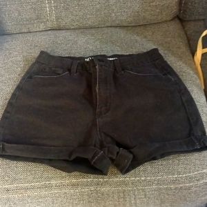 No Boundaries Shorts